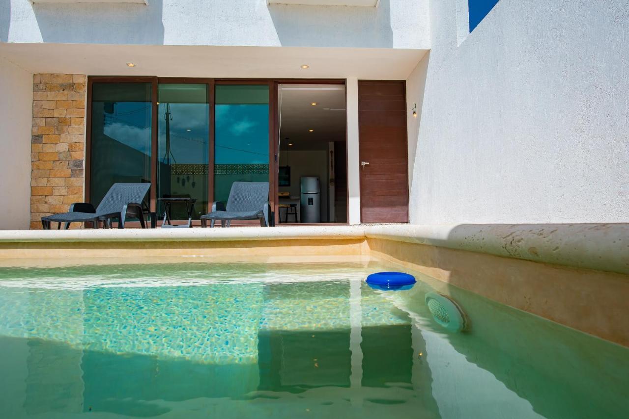 Pueblo Chicxulub 97982 New Modern Villa, Private Pool, High Internet Speed, 2 Blocks From The Beach מראה חיצוני תמונה
