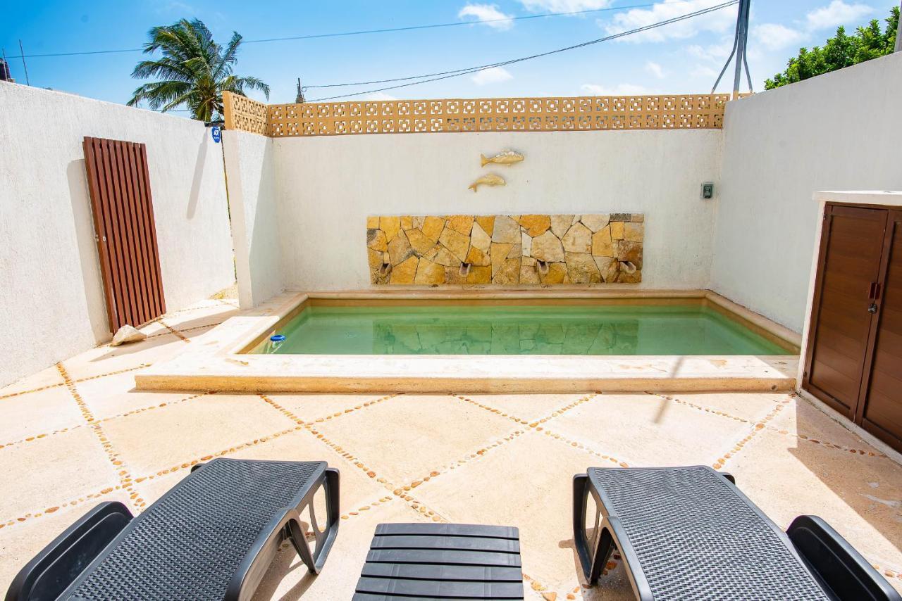 Pueblo Chicxulub 97982 New Modern Villa, Private Pool, High Internet Speed, 2 Blocks From The Beach מראה חיצוני תמונה
