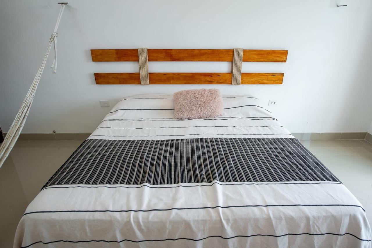 Pueblo Chicxulub 97982 New Modern Villa, Private Pool, High Internet Speed, 2 Blocks From The Beach מראה חיצוני תמונה