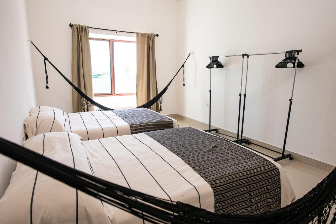 Pueblo Chicxulub 97982 New Modern Villa, Private Pool, High Internet Speed, 2 Blocks From The Beach מראה חיצוני תמונה