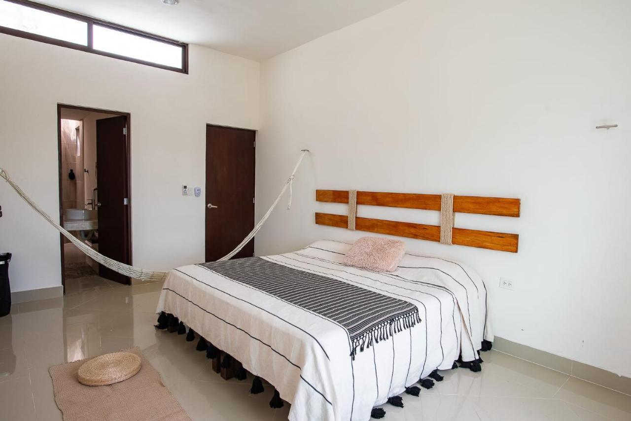 Pueblo Chicxulub 97982 New Modern Villa, Private Pool, High Internet Speed, 2 Blocks From The Beach מראה חיצוני תמונה