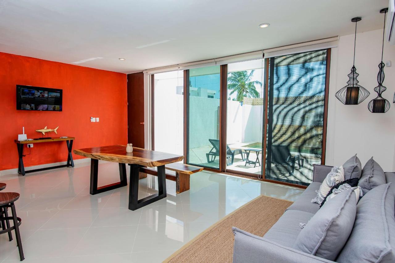 Pueblo Chicxulub 97982 New Modern Villa, Private Pool, High Internet Speed, 2 Blocks From The Beach מראה חיצוני תמונה